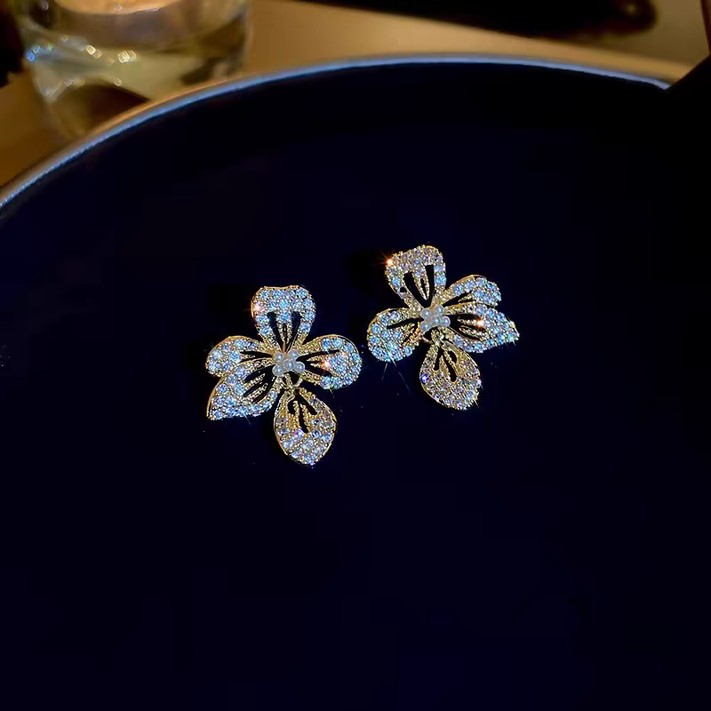 Luxury Lucky Clover Earrings